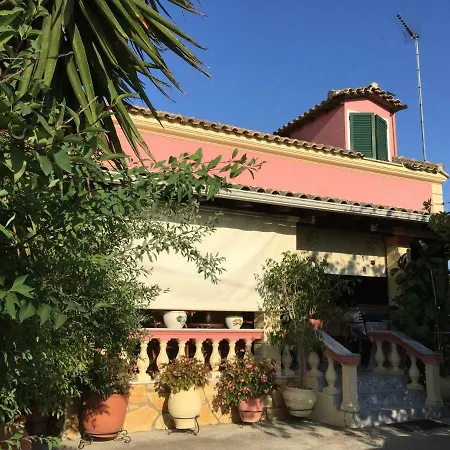 Corfiot Maisonette Perivólion